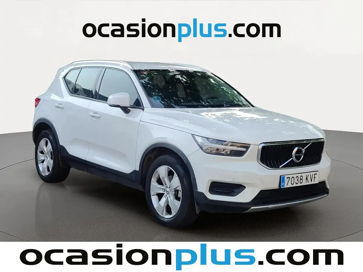 Usado Volvo XC40 Momentum 150 CV (110 kW) 2019 Blanco SUV