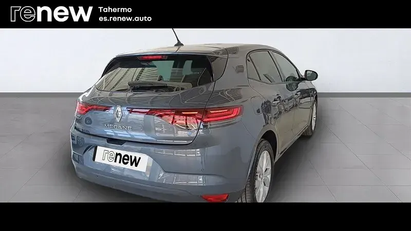 Usado Renault Mégane IV Intens 160 CV (117 kW) 2022 Gris titanio Berlina