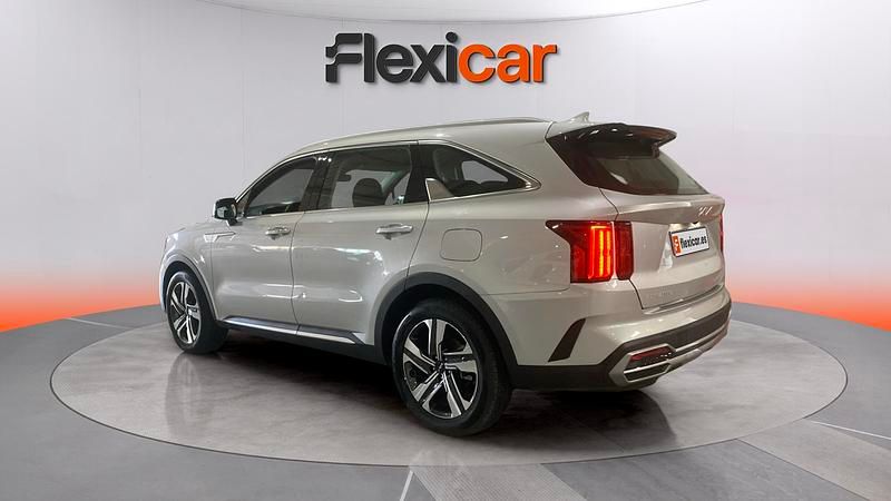 Usado Kia Sorento 232 CV (170 kW) 2023 Gris SUV
