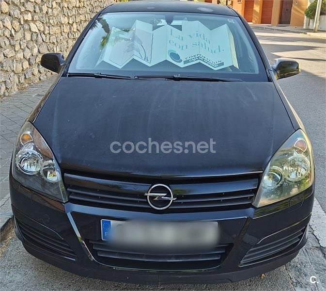 Negro Usado 2005 Opel Astra Enjoy Berlina | 2900 € (Buen precio) - Imagen 1/4