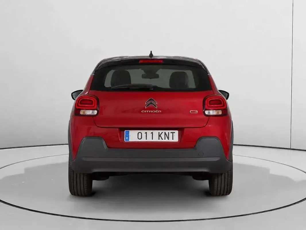 Usado Citroën C3 Feel 82 CV (60 kW) 2018 Rojo Utilitario