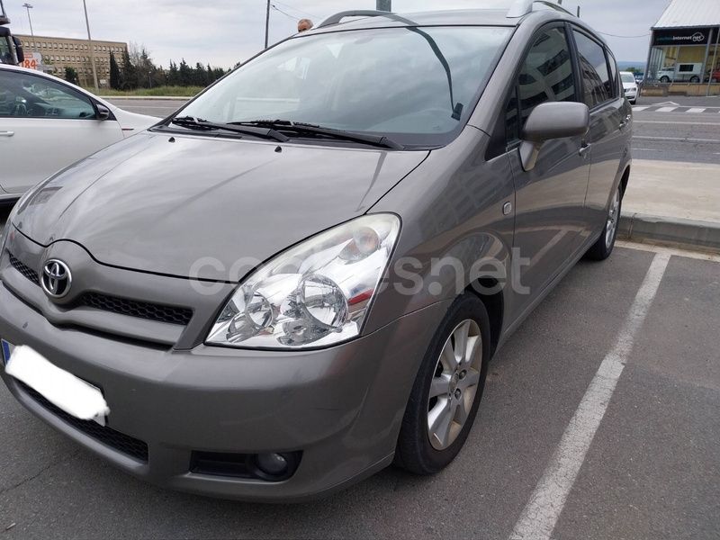 Gris / plata Usado 2007 Toyota Corolla Verso Sol Monovolumen | 5990 € (Precio justo) - Imagen 1/4