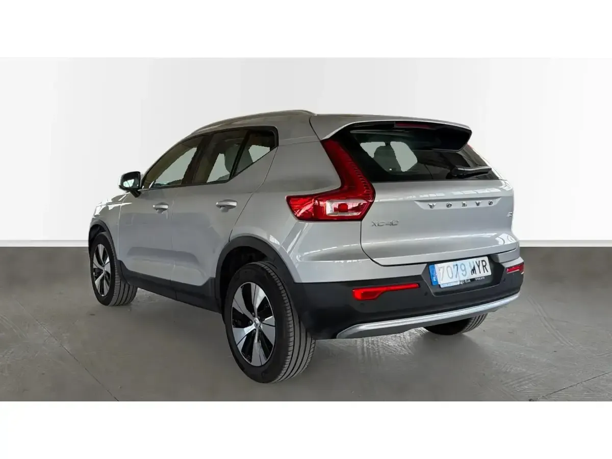 Usado Volvo XC40 Core 163 CV (119 kW) 2025 Gris SUV