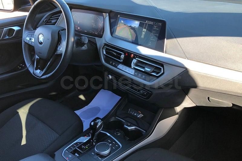 Usado BMW 118 150 CV (110 kW) 2024 Negro Utilitario