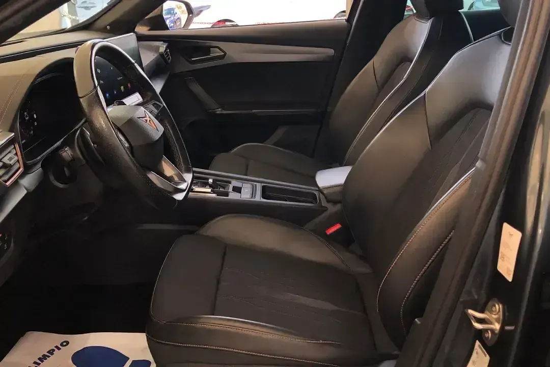 Begagnad Cupra Formentor 150 HK (110 kW) 2023 Grå SUV