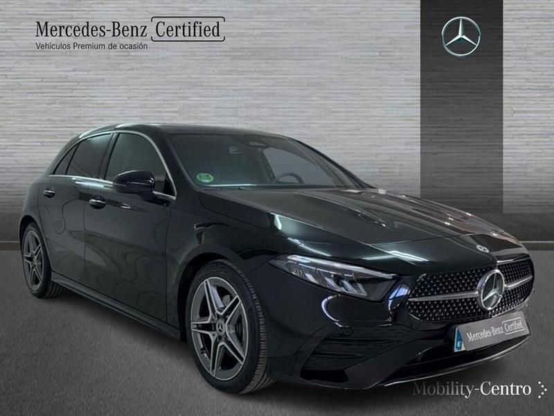 Usado Mercedes A200 AMG line 150 CV (110 kW) 2024 Negro noche Utilitario