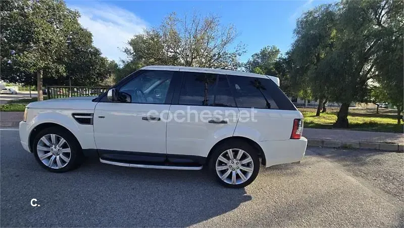 Usado Land Rover Range Rover Autobiography 245 CV (180 kW) 2010 Blanco SUV