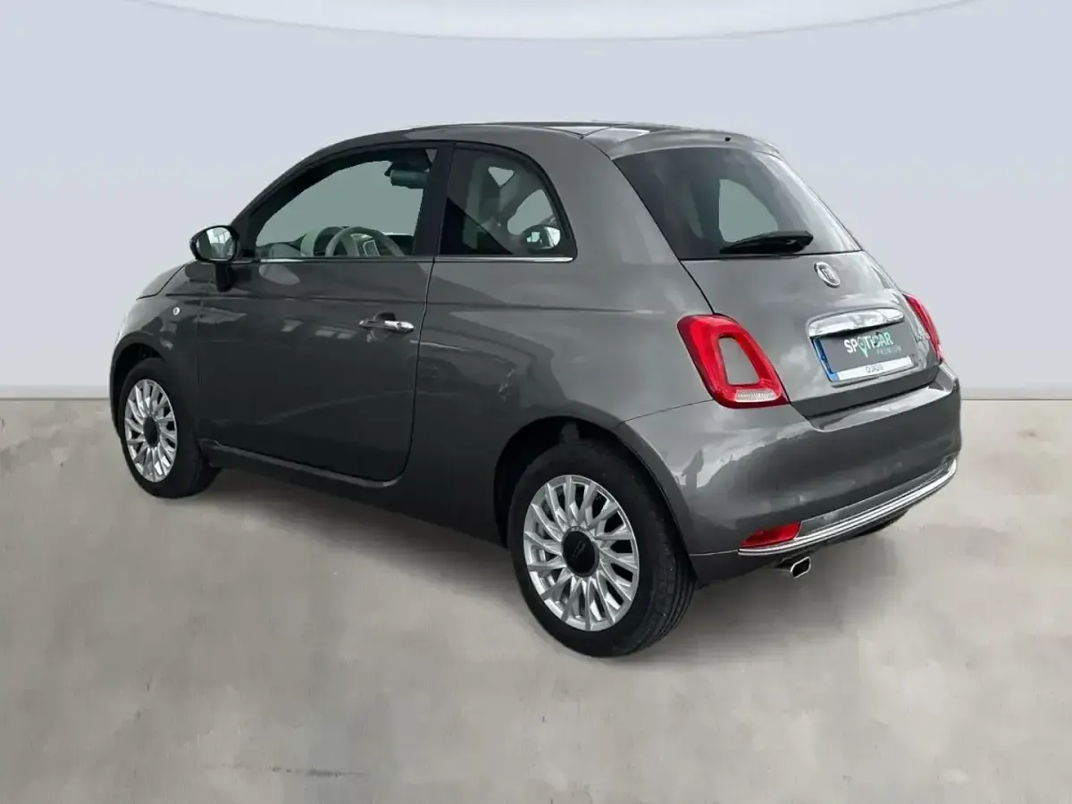 Usado Fiat 500 70 CV (51 kW) 2023 Gris Berlina