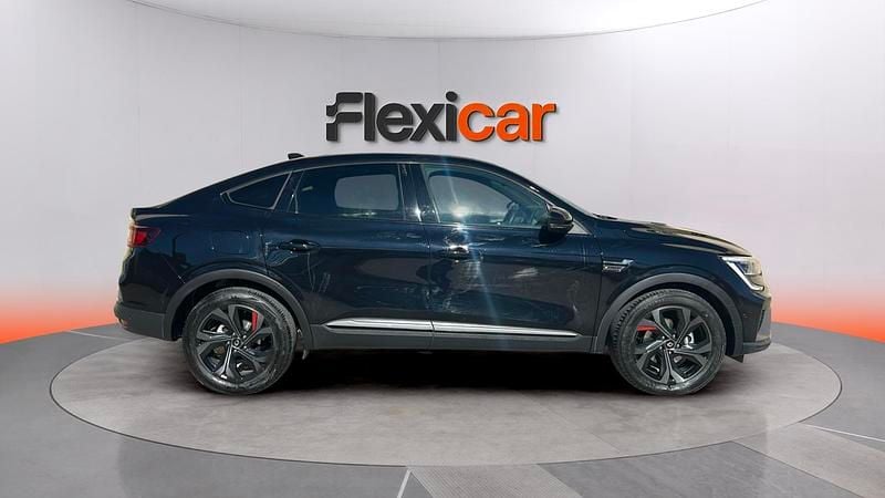 Usado Renault Arkana RS Line 145 CV (106 kW) 2022 Negro SUV