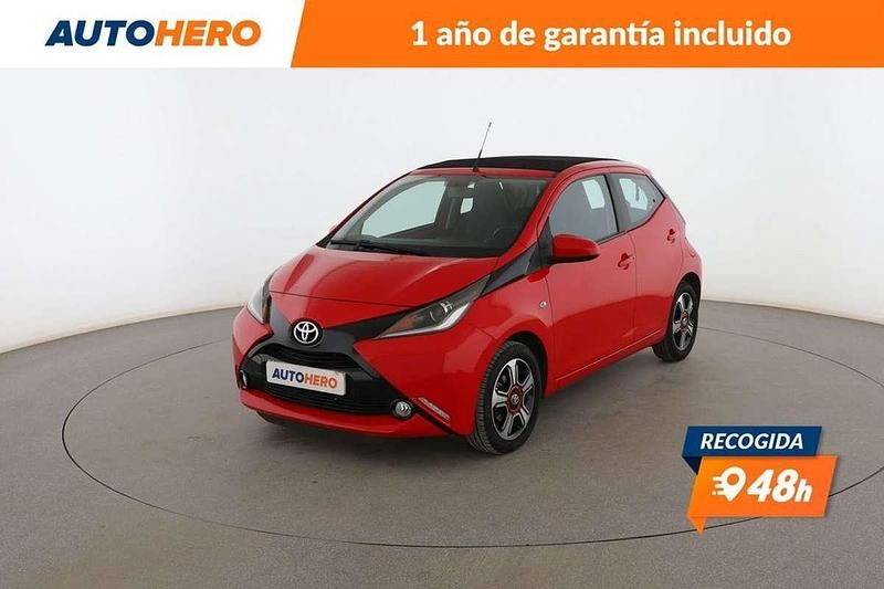 Rojo Usado 2017 Toyota Aygo X-wave Utilitario | 9399 € (Buen precio) - Imagen 1/3