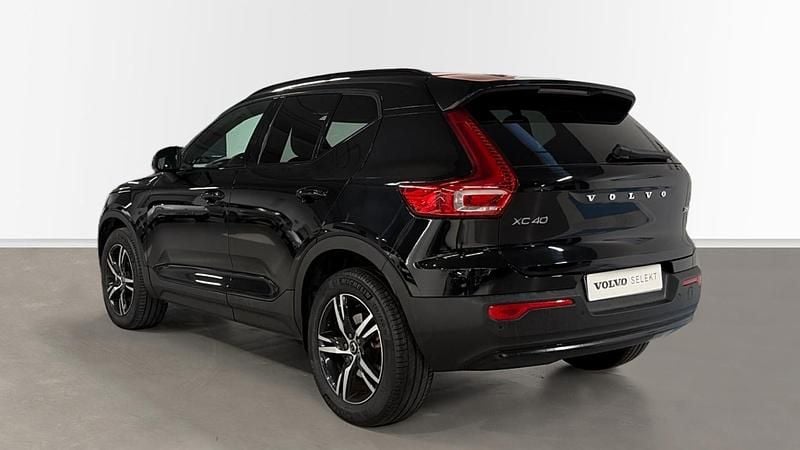 Nuevo Volvo XC40 Plus 163 CV (119 kW) 2026 Negro SUV