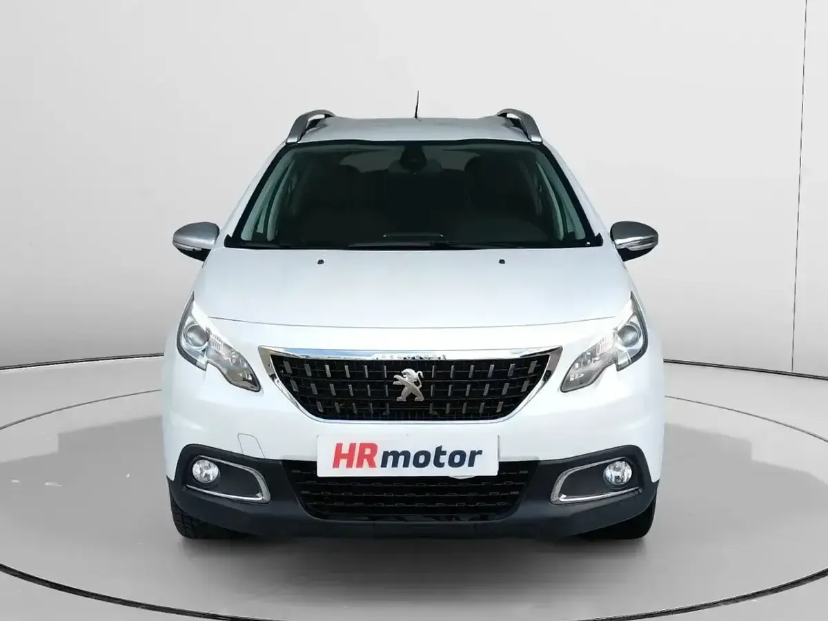 Usado Peugeot 2008 Style 110 CV (80 kW) 2017 Blanco SUV