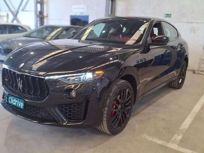Usado Maserati Levante 330 CV (242 kW) 2021 Negro SUV