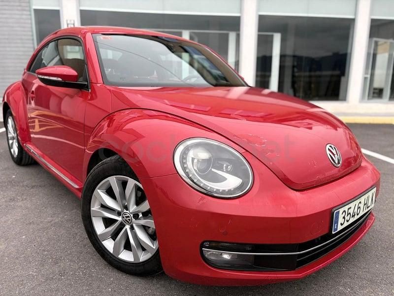 Usado VW Beetle Edition 105 CV (77 kW) 2012 Rojo Utilitario