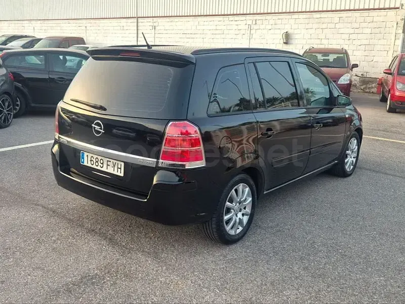 Usado Opel Zafira Enjoy 120 CV (88 kW) 2007 Negro Monovolumen