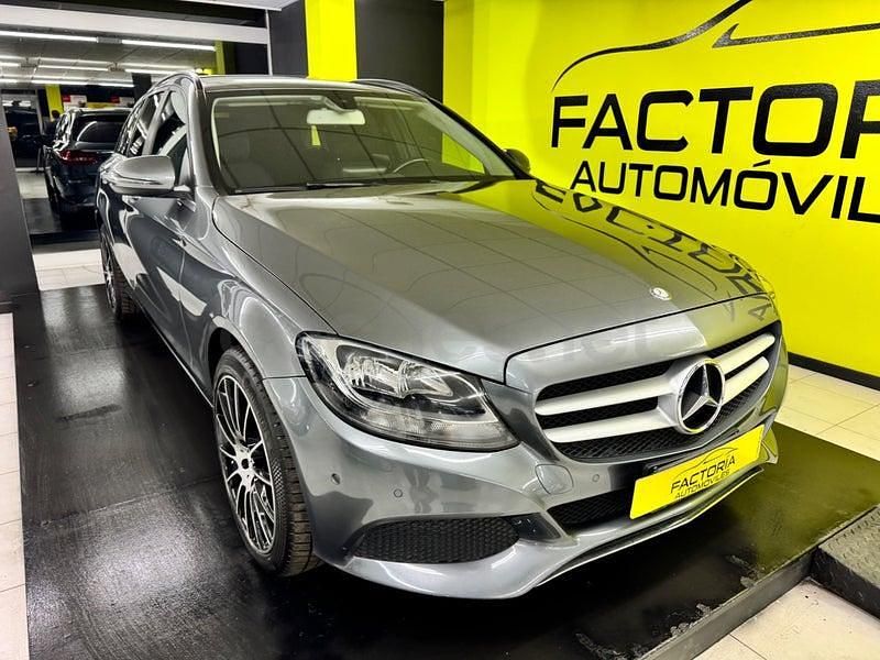 Usado Mercedes C220 170 CV (125 kW) 2017 Gris / plata Familiar
