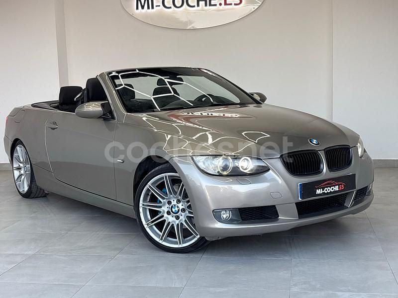 Gris / plata Usado 2007 BMW 320 Luxury Line Coupe | 11.499 € (Caro) - Imagen 1/4