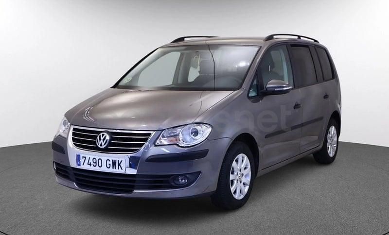 Usado VW Touran Edition 90 CV (66 kW) 2010 Gris / plata Monovolumen