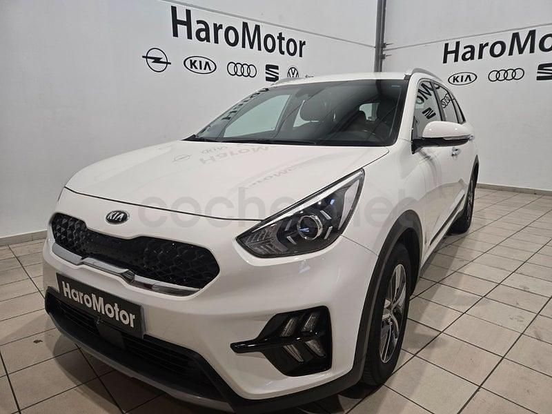 Usado Kia Niro 141 CV (103 kW) 2021 Blanco SUV