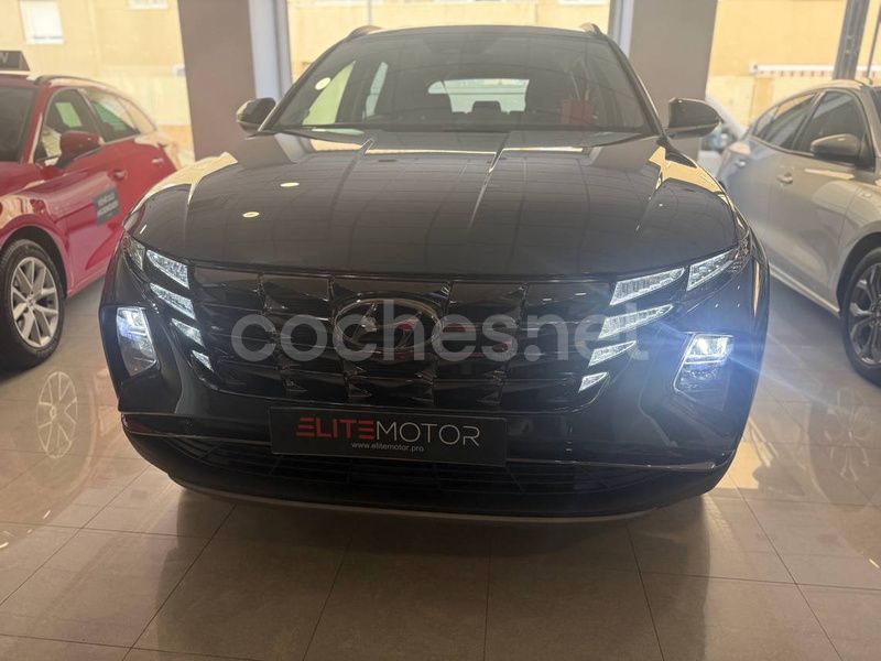 Azul Usado 2024 Hyundai Tucson SUV | 27.350 € (Precio justo) - Imagen 1/4