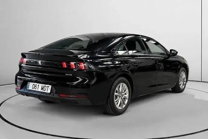 Usado Peugeot 508 Active 130 CV (95 kW) 2023