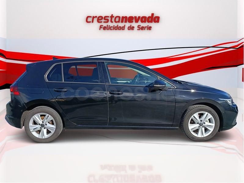 Usado VW Golf VIII Life 115 CV (84 kW) 2024 Negro Berlina