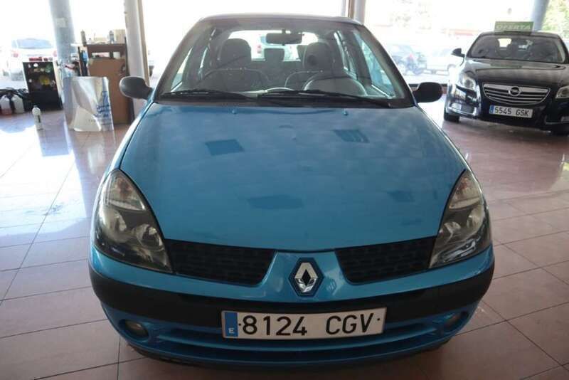 Azul Usado 2004 Renault Clio II Authentique Utilitario | 2600 € (Precio justo) - Imagen 1/4