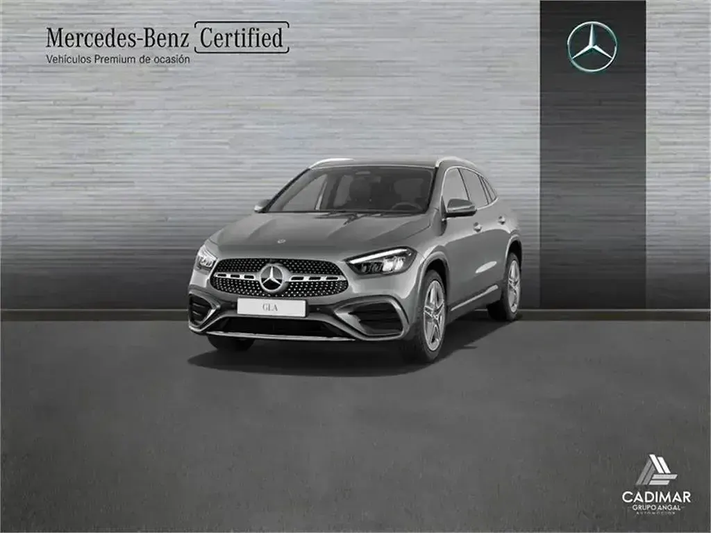 Usado Mercedes GLA220 190 CV (139 kW) 2021 Gris / plata SUV