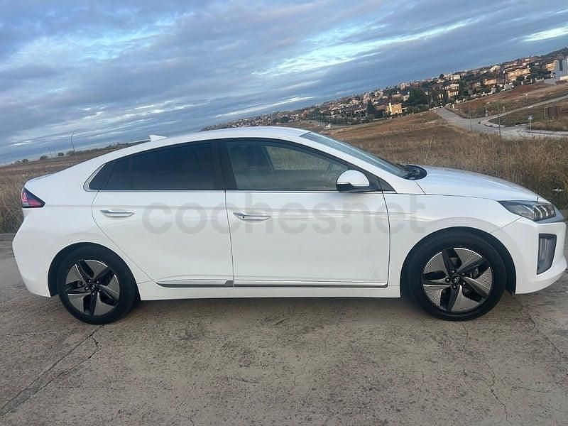 Usado Hyundai Ioniq 141 CV (103 kW) 2021 Blanco Utilitario
