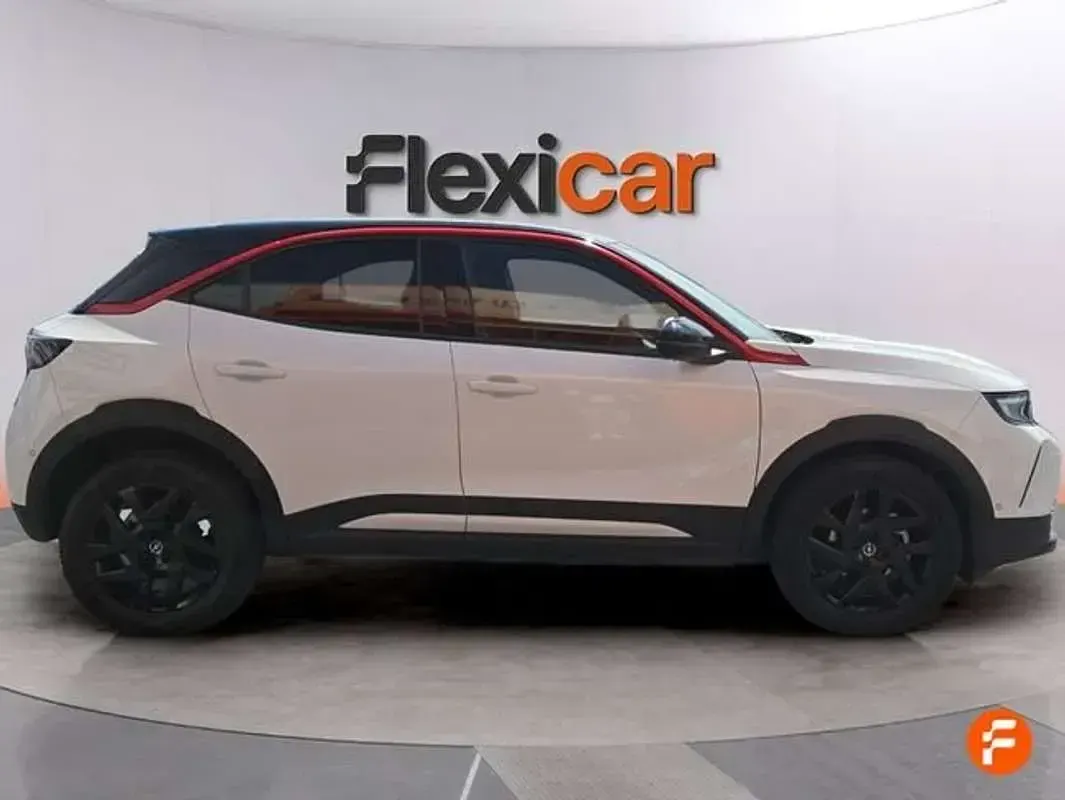 Usado Opel Mokka GS Line 110 CV (80 kW) 2021 Blanco SUV