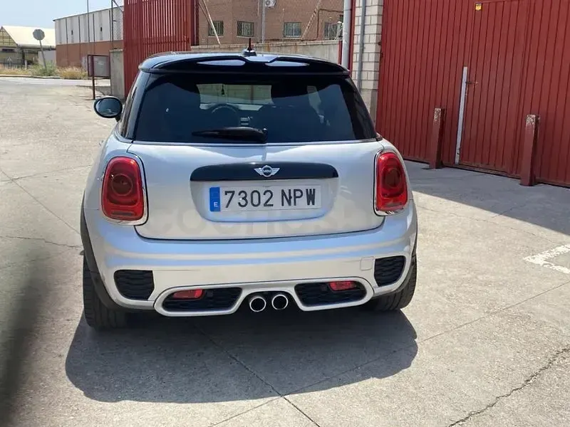 Usado Mini Cooper SD 170 CV (125 kW) 2017 Gris / plata Utilitario