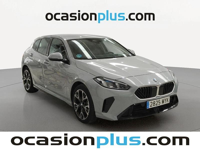 Usado BMW 120 163 CV (119 kW) 2025 Gris Utilitario