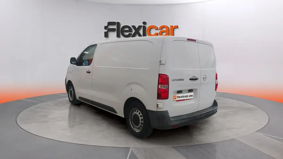 Usado Opel Vivaro-e Combi 120 CV (88 kW) 2021 Blanco Monovolumen