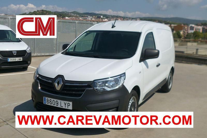 Käytetty Renault Express 95 HP (69 kW) 2022 Valkoinen Tila-auto