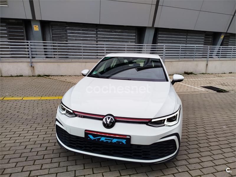 Usado VW Golf VIII GTI 245 CV (180 kW) 2023 Blanco Berlina