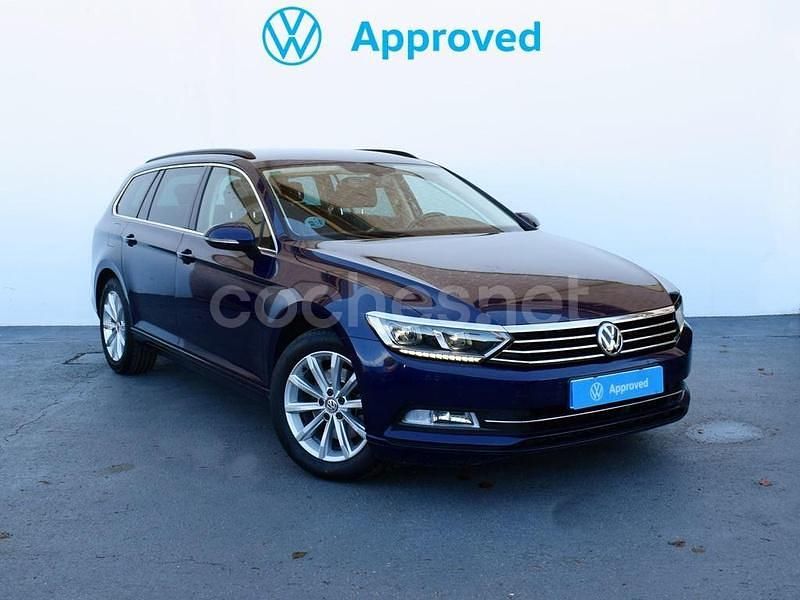 Usado VW Passat Advance 150 CV (110 kW) 2019 Azul Familiar