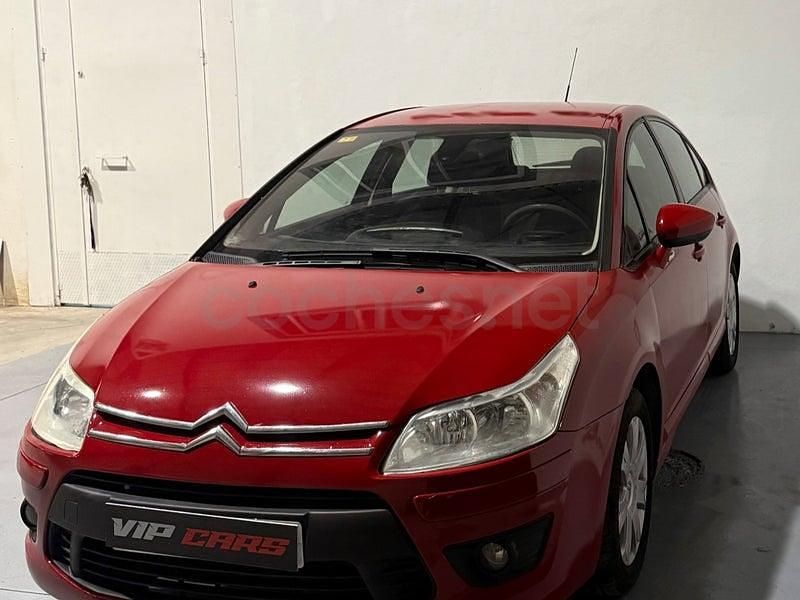 Usado Citroën C4 90 CV (66 kW) 2010 Granate Berlina