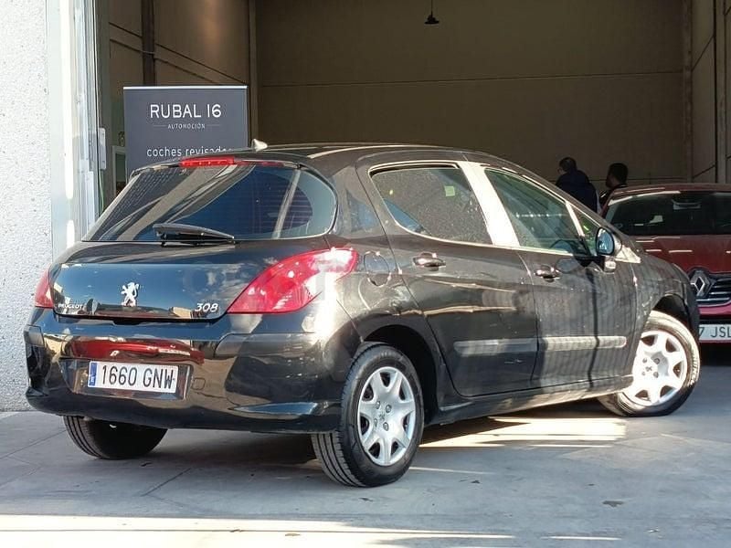 Usado Peugeot 308 120 CV (88 kW) 2009 Negro Berlina