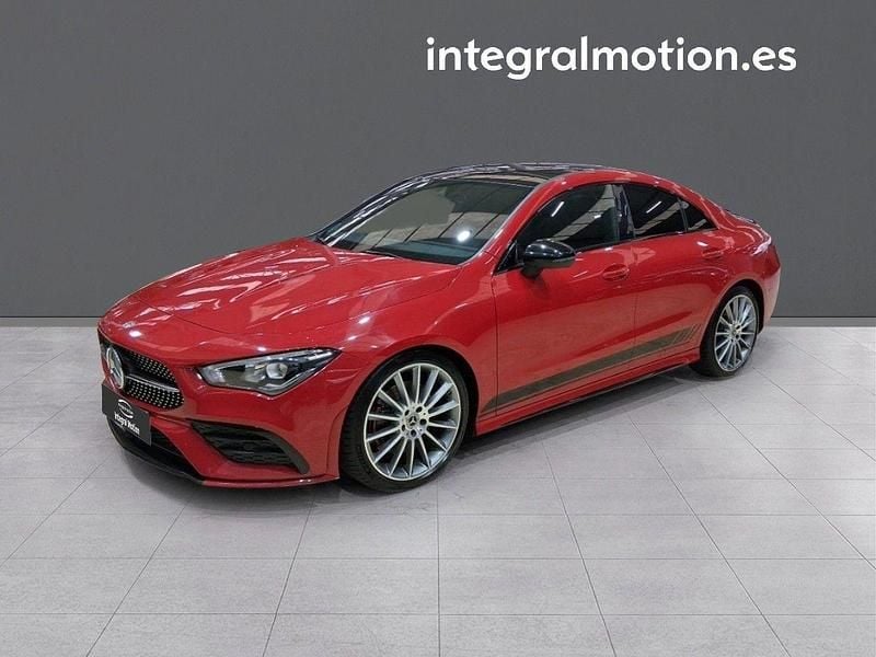 Usado Mercedes CLA220 190 CV (139 kW) 2020 Rojo Berlina