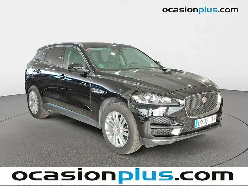 Usado Jaguar F-Pace Pure 180 HP (132 kW) 2016 Preto SUV