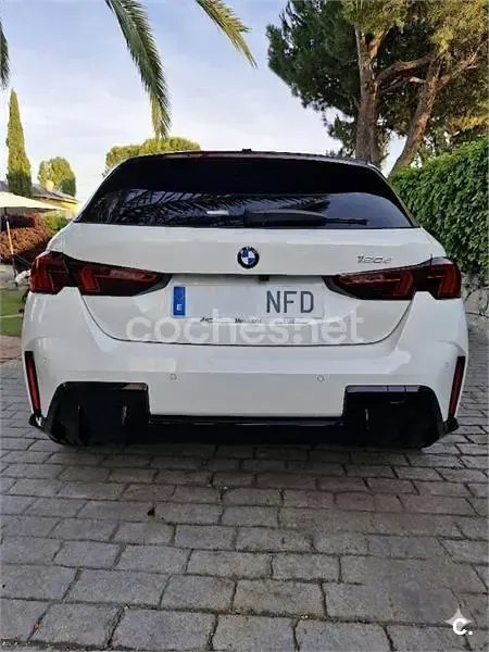 Usado BMW 120 Comfort Edition 190 CV (139 kW) 2025 Blanco Utilitario