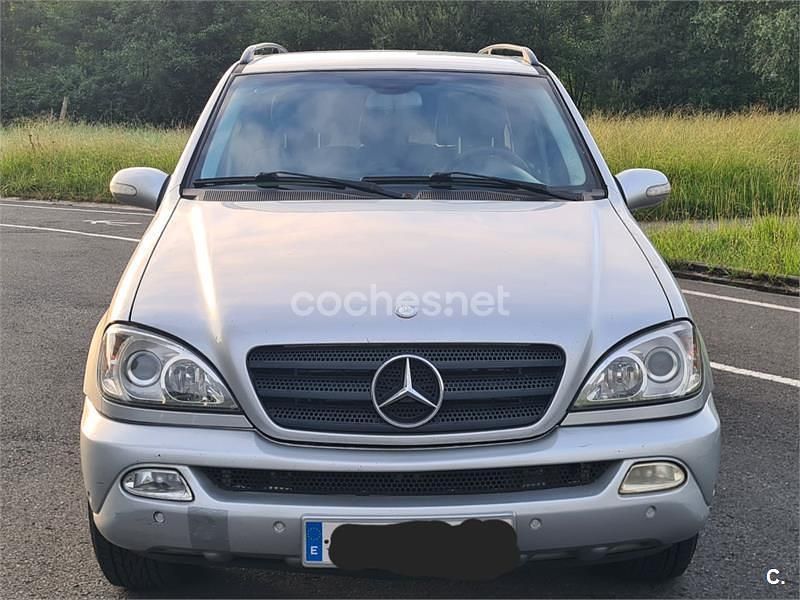 Gris / plata Usado 2003 Mercedes ML270 SUV | 4500 € (Precio justo) - Imagen 1/4