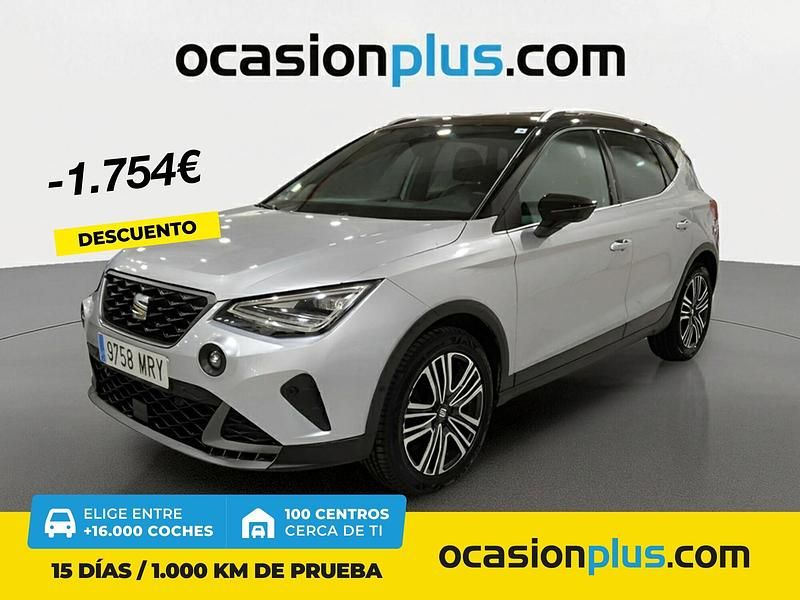 Gris Usado 2024 Seat Arona FR SUV | 19.300 € (Precio justo) - Imagen 1/4