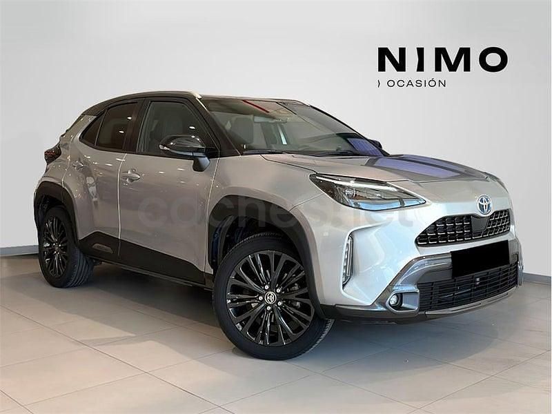 Usado Toyota Yaris Cross 116 CV (85 kW) 2021 Gris / plata SUV