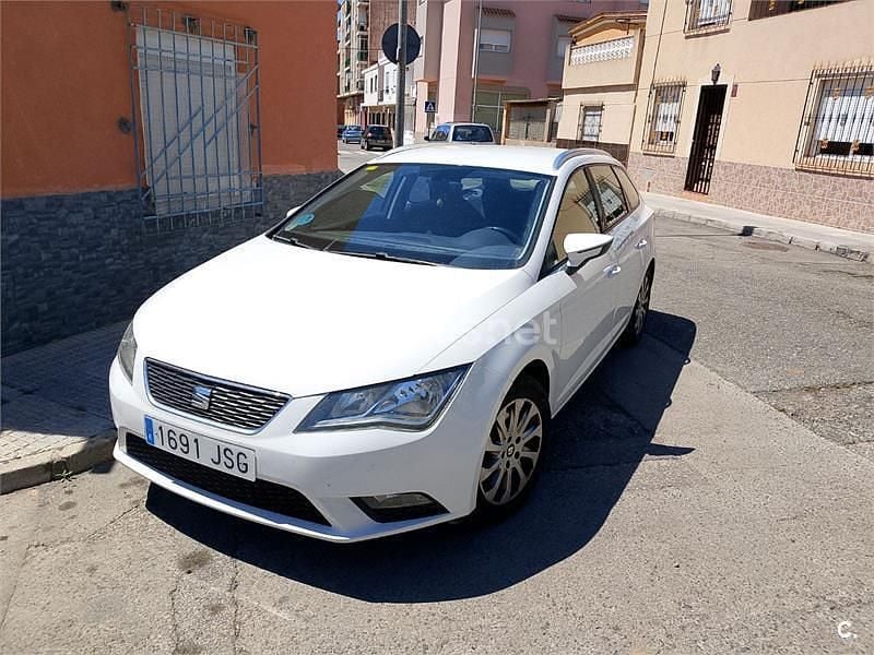 Blanco Usado 2016 Seat Leon ST Reference Familiar | 8400 € (Precio justo) - Imagen 1/1