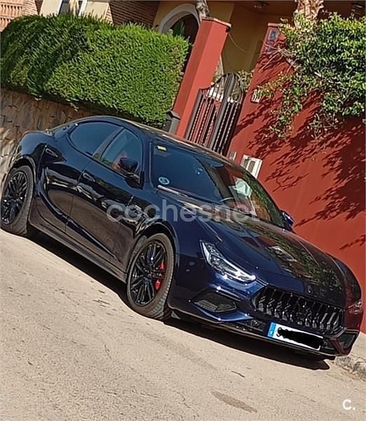 Azul Usado 2017 Maserati Ghibli Berlina | 49.999 € - Imagen 1/4