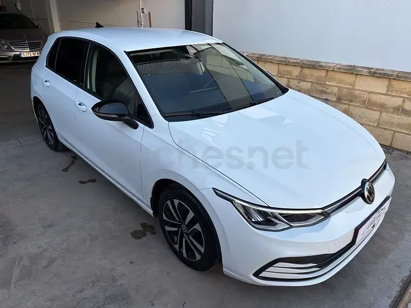 Usado VW Golf VII Advance 150 CV (110 kW) 2020 Blanco Berlina