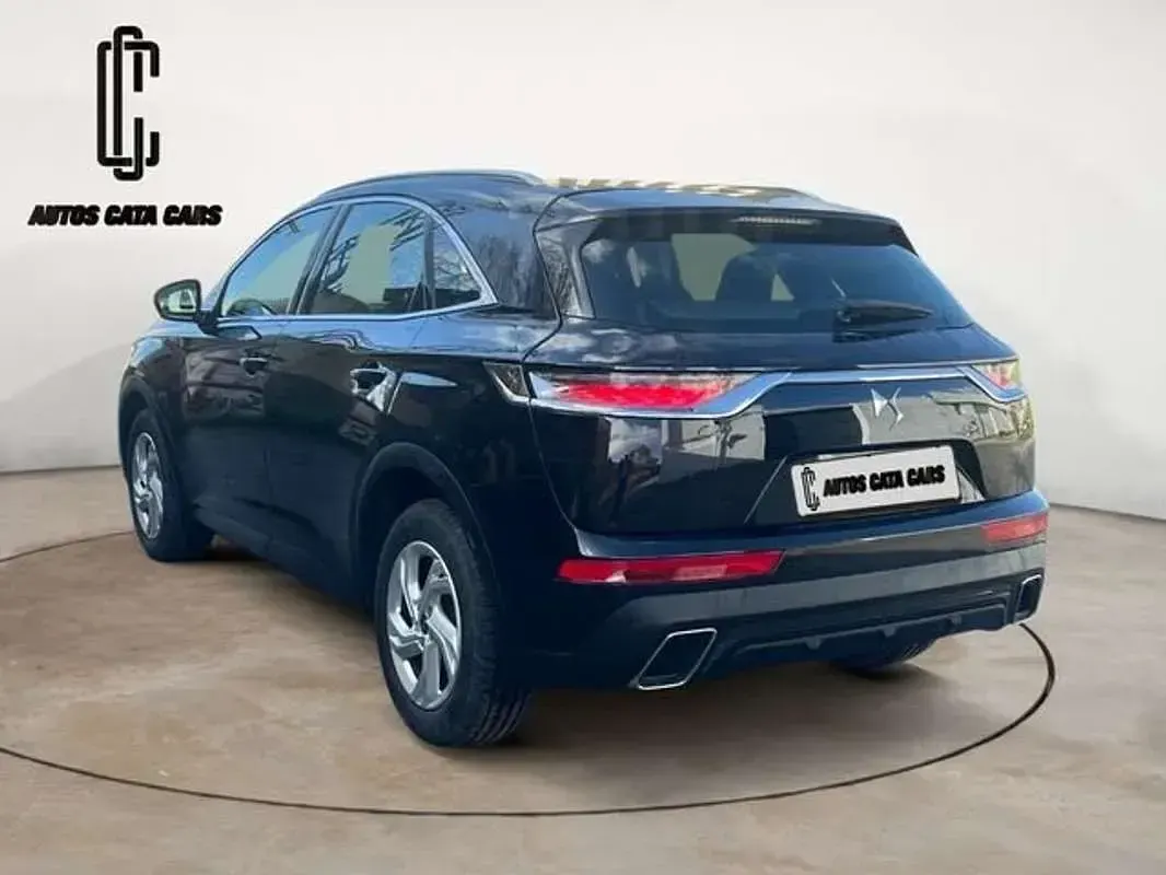Usado DS Automobiles DS7 Crossback Be Chic 177 CV (130 kW) 2018 Negro SUV