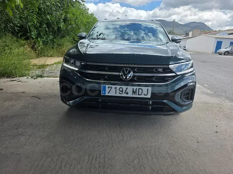 Usado VW T-Roc R-line 150 CV (110 kW) 2023 Azul SUV