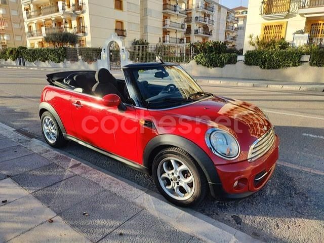 Usado Mini Cooper Cabriolet 122 CV (89 kW) 2011 Rojo Descapotable